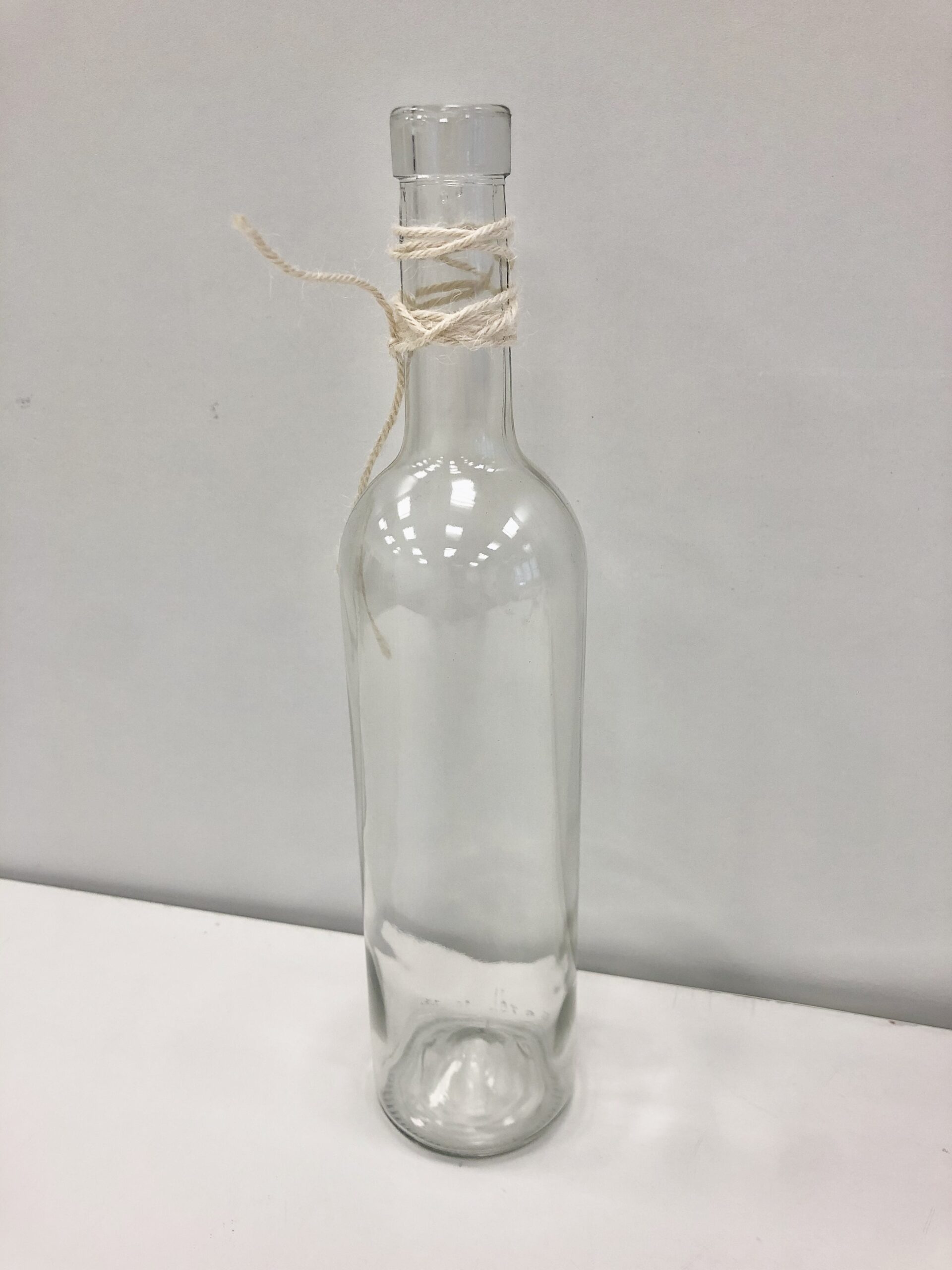 Vase / Flasche mit Kordel