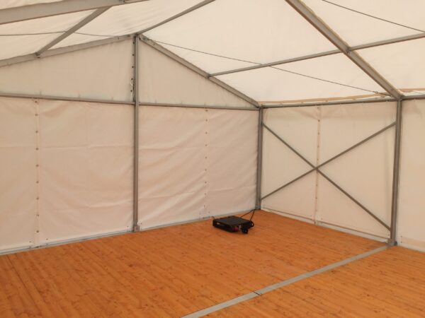 Holzfußboden für Festzelt 9x30m
